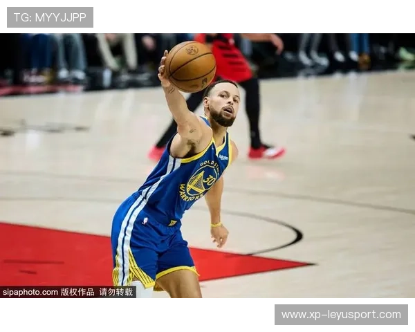 勇士战胜太阳，库里强势爆发带队重返正轨，库里状态神勇引领球队,勇士队走回正轨
